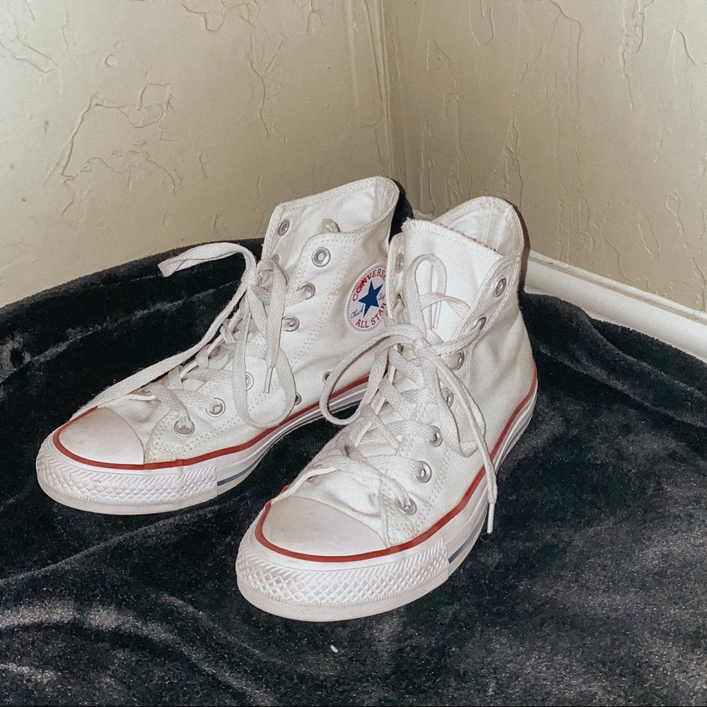 White All Star Hightop Converse